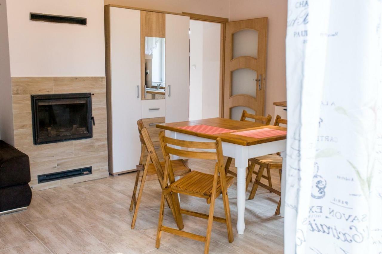 Apartament Przy Kamiennej Chacie Zalewo  Exterior foto